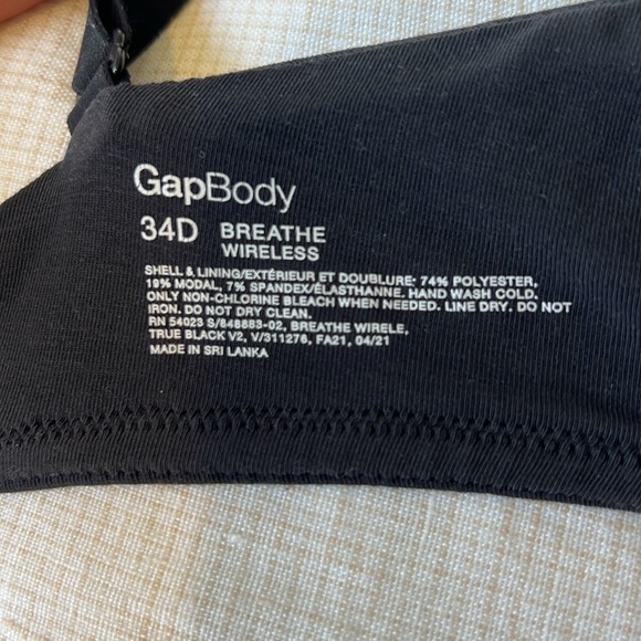 Gap Body Breathe Wireless Bra - Picture 4 of 5